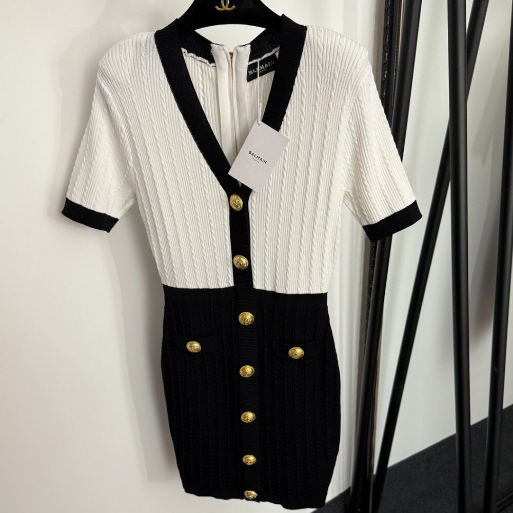 Balmain Women's V-Neck Knit Short Sleeve Dress Size M